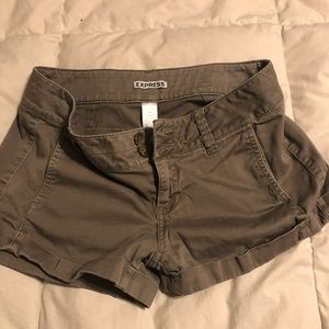 Express | Shorts